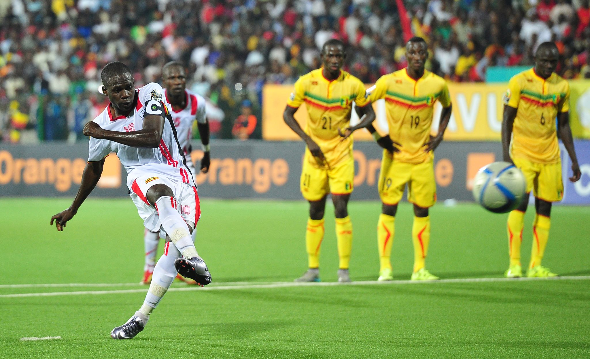 Mali resist dominant Uganda and rescue draw in CHAN2016 Group D