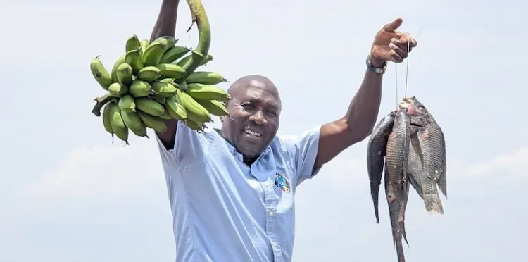 Mafabi Promises Equal Pay for Teachers and Better Services as FDC Campaign Gains Momentum